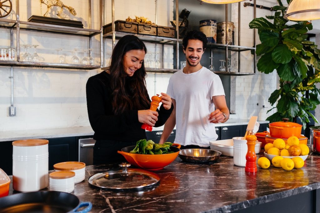 How to plan an unforgettable Valentine’s Day for your loved one cook together