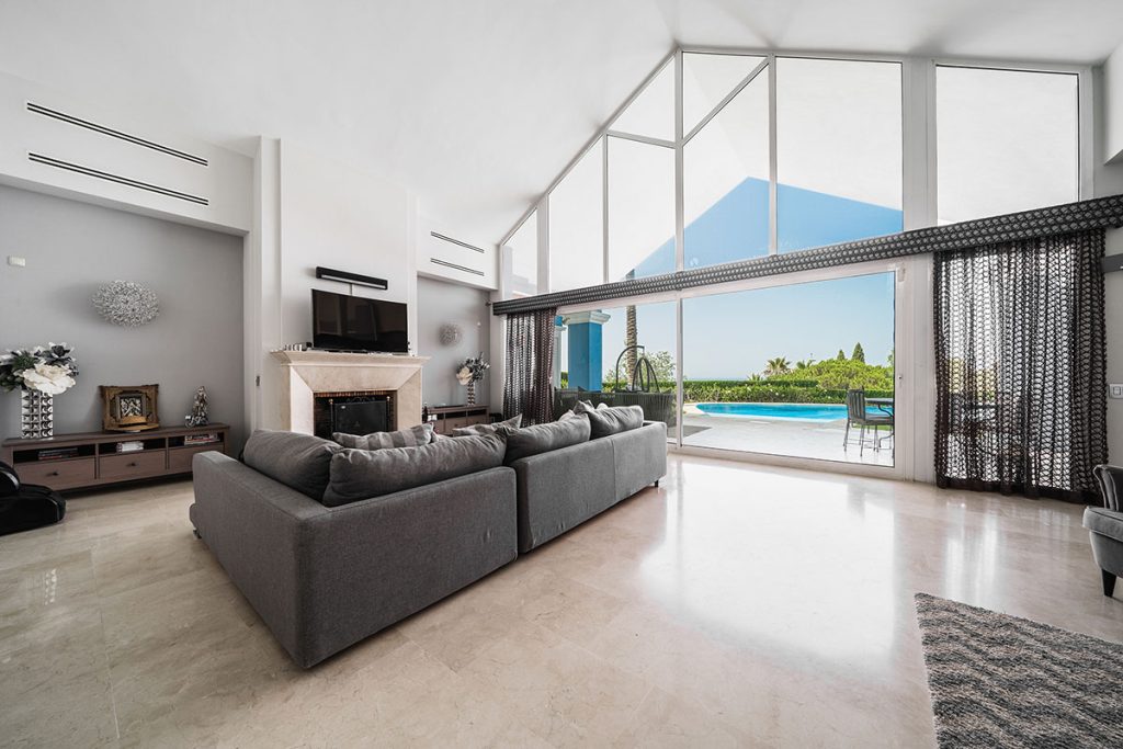Rent this beautiful villa in Marbella!