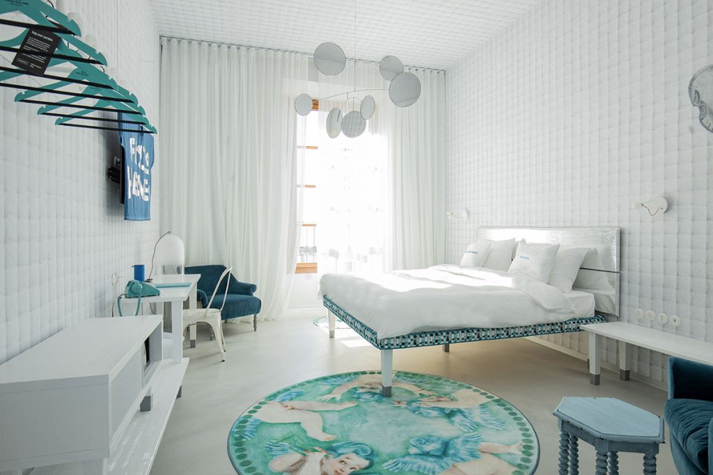 Divine Design meets Laid-Back Luxury at 25hours Hotel Piazza San Paolino