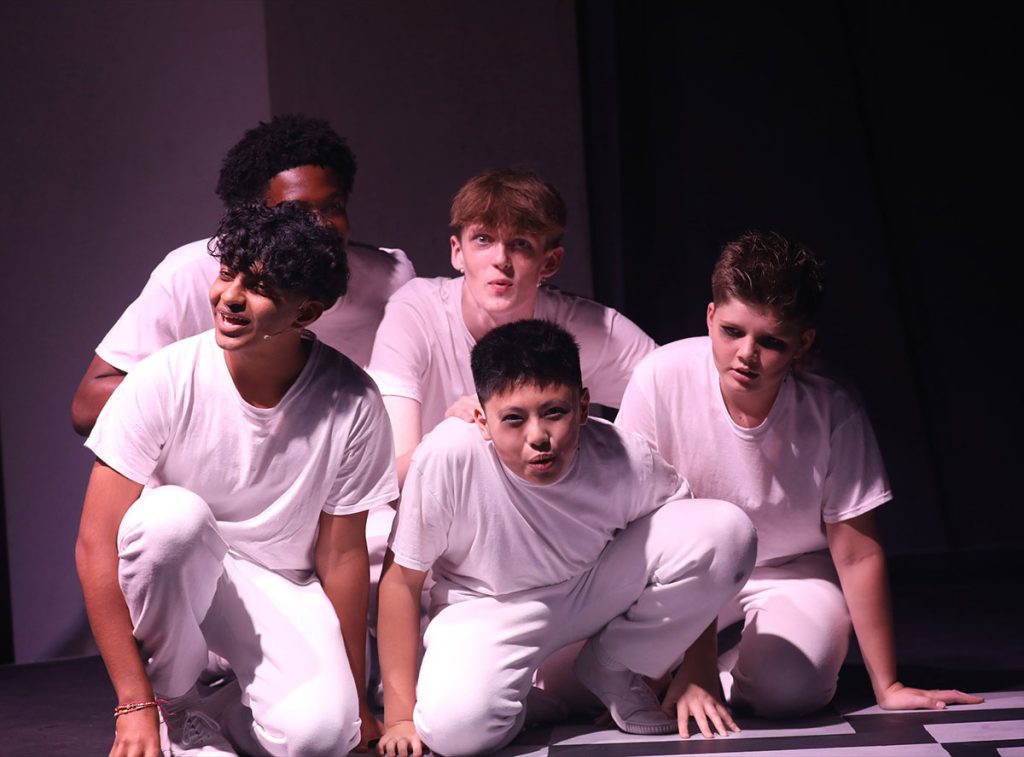 A Haunting Performance MGS and MHSG Pupils Take Centre Stage in Dracula