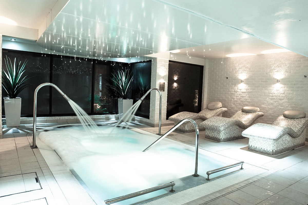 Woodland Luxury at Moddershall Oaks