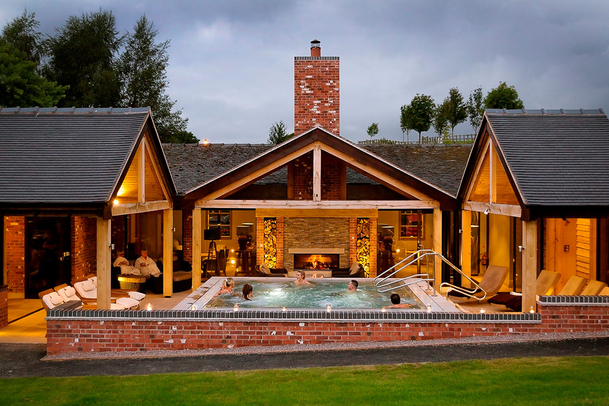 Woodland Luxury at Moddershall Oaks