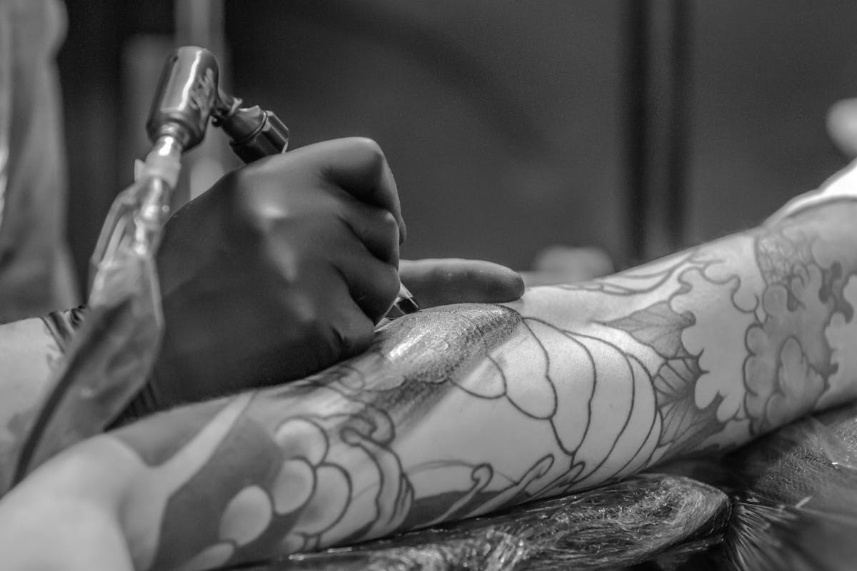 How to Find The Right Tattoo Artist For Your First Ink