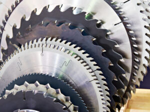 7 Blade Selection Mistakes That Ruin Cuts and Shorten Equipment Life