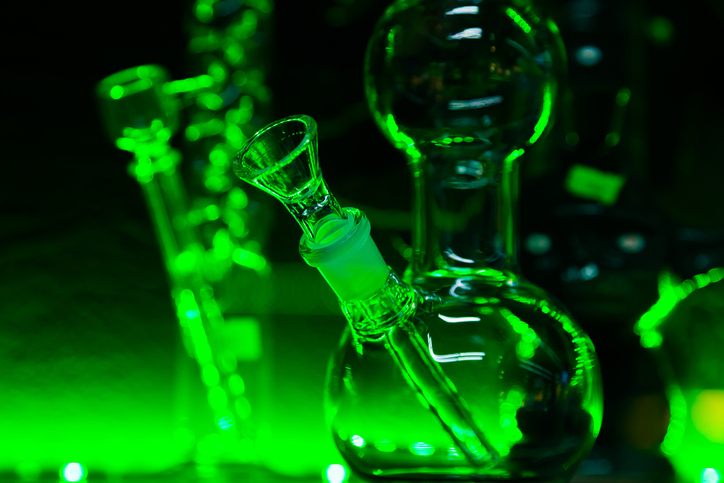 Quartz Bangers vs. Carb Caps: Which Dab Tools Do You Actually Need?