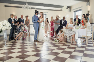 The Wedding Guest Outfit Formula That Actually Works This Season