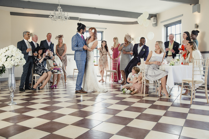 The Wedding Guest Outfit Formula That Actually Works This Season