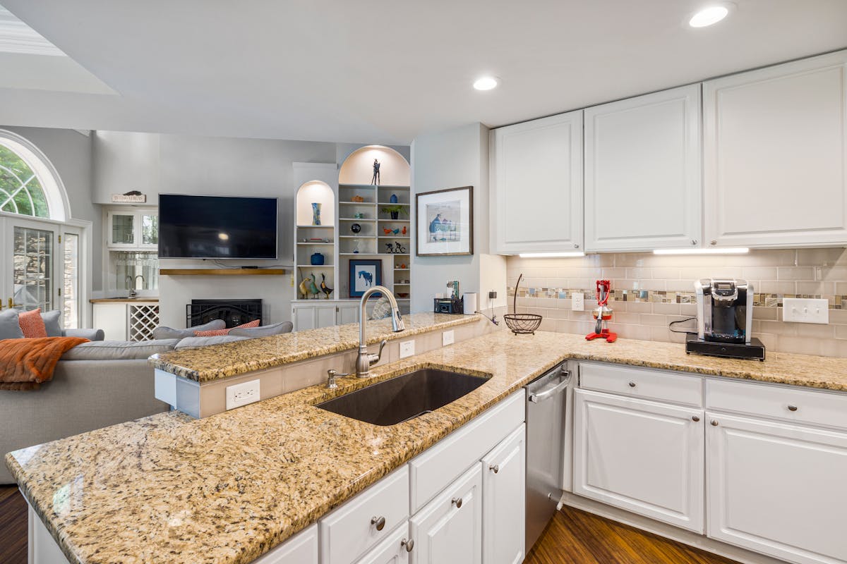 How to Revamp Your Kitchen Aesthetic With a Few Small Changes