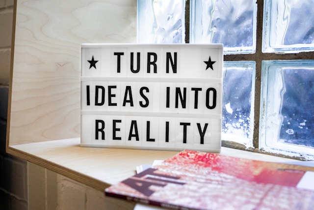 4 Essential Tips to Start a Business the Right Way