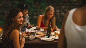 How to Elevate Your Next Outdoor Dinner Party